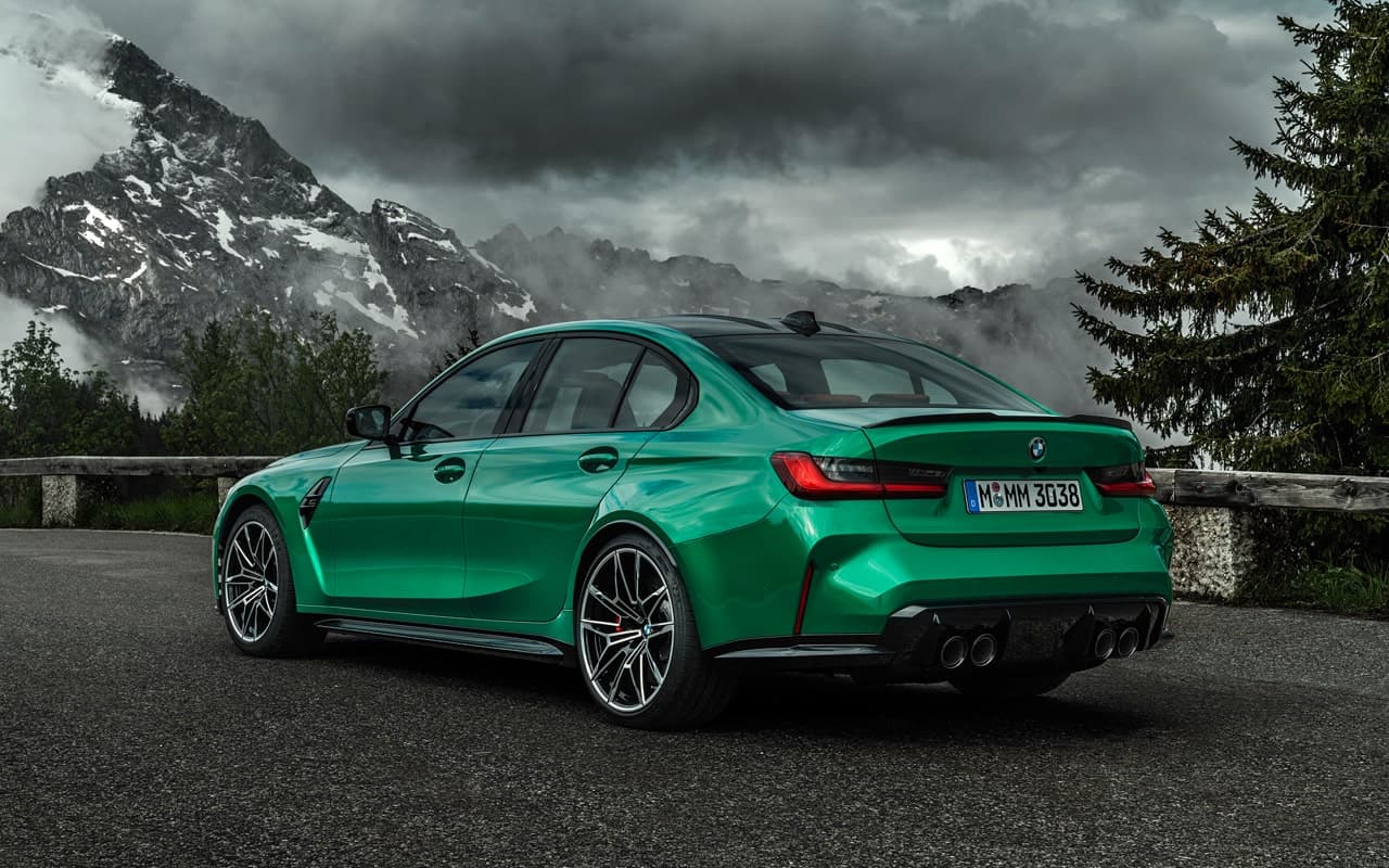 BMW M3 фото сзади Краш-тесты и тест-драйвы BMW M3