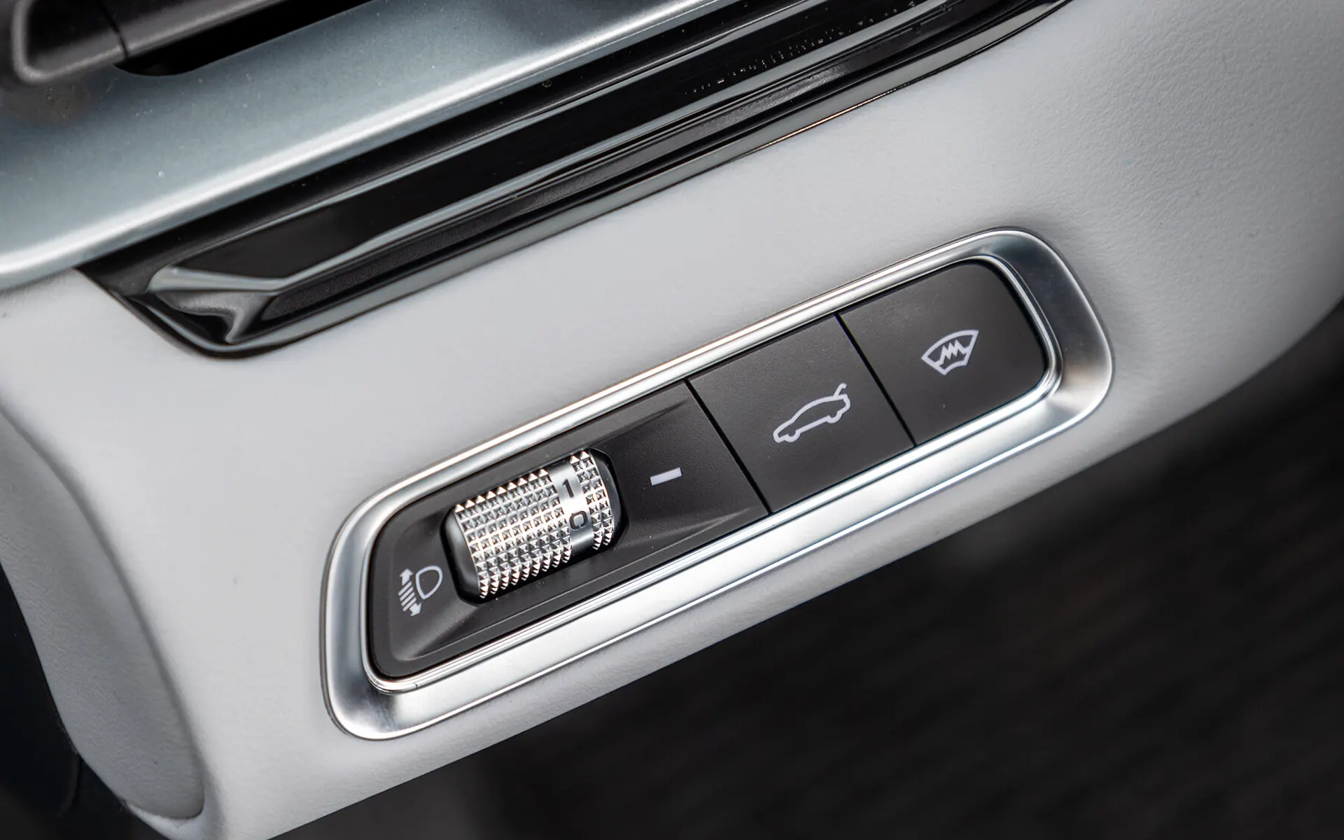 Фото Geely Emgrand Фото Geely Emgrand