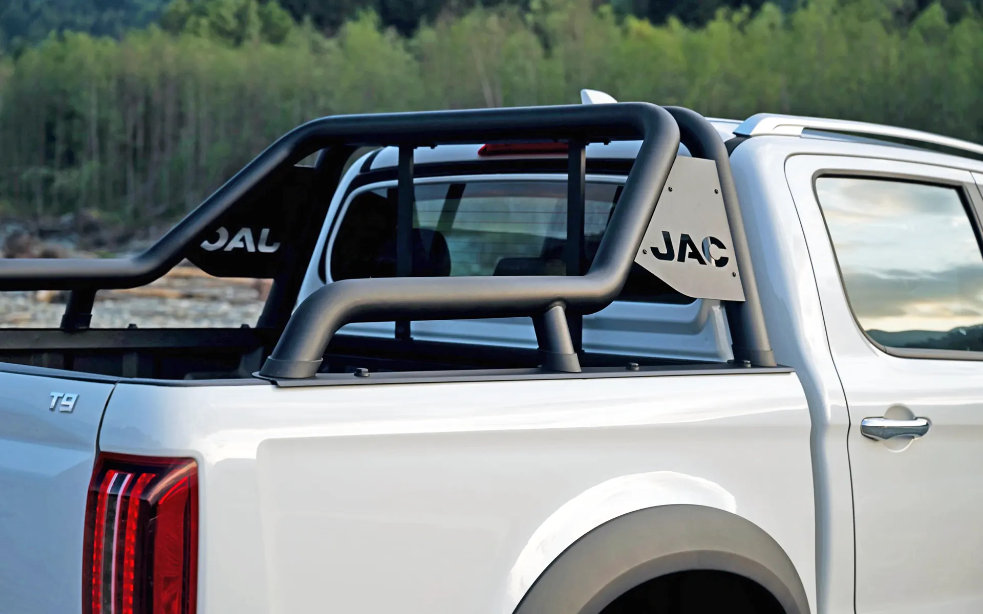 Фото JAC T9 Фото JAC T9