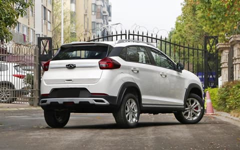 Фото Chery Tiggo 2 Pro сзади