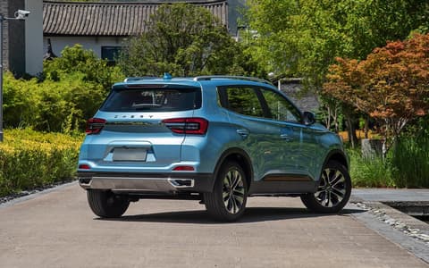 Фото Chery Tiggo 4 Pro сзади