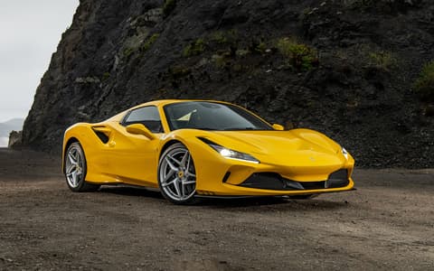 Фото Ferrari F8 Spider