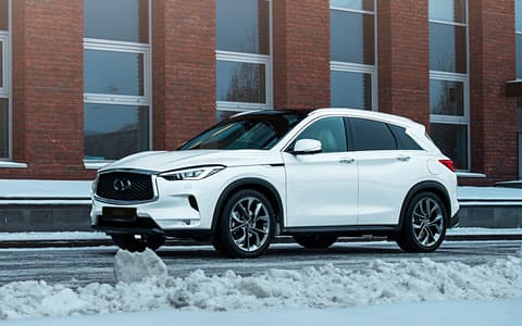 Фото Infiniti QX50