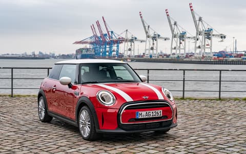 Фото MINI Hatch 3 двери