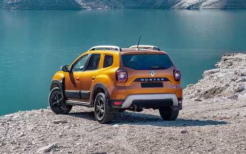 Фото Renault Duster сзади